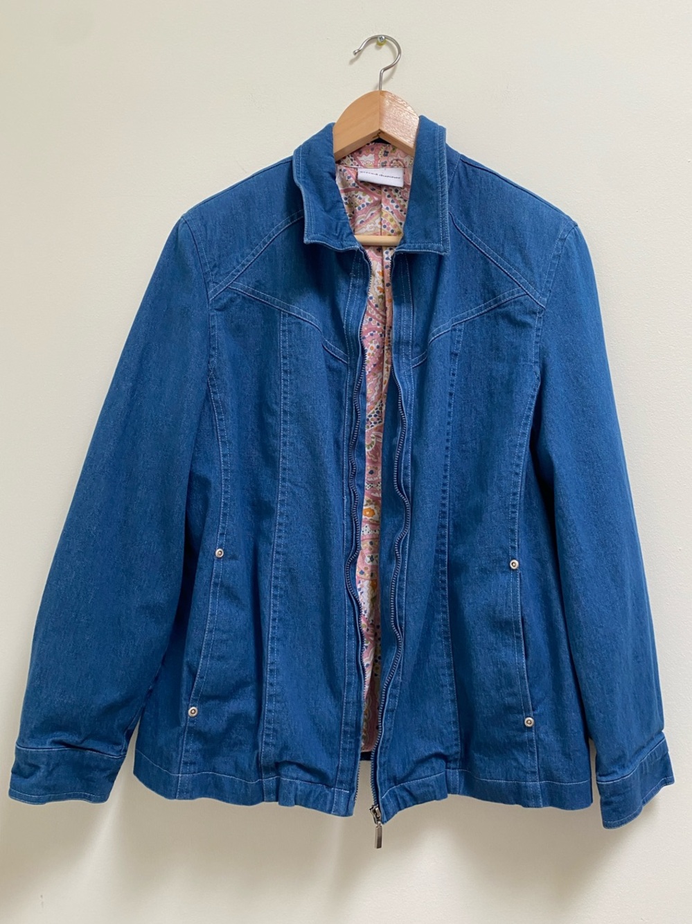 Alfred Dunner 100% Cotton Blue Denim Zip Jacket with Paisley Printed Lining